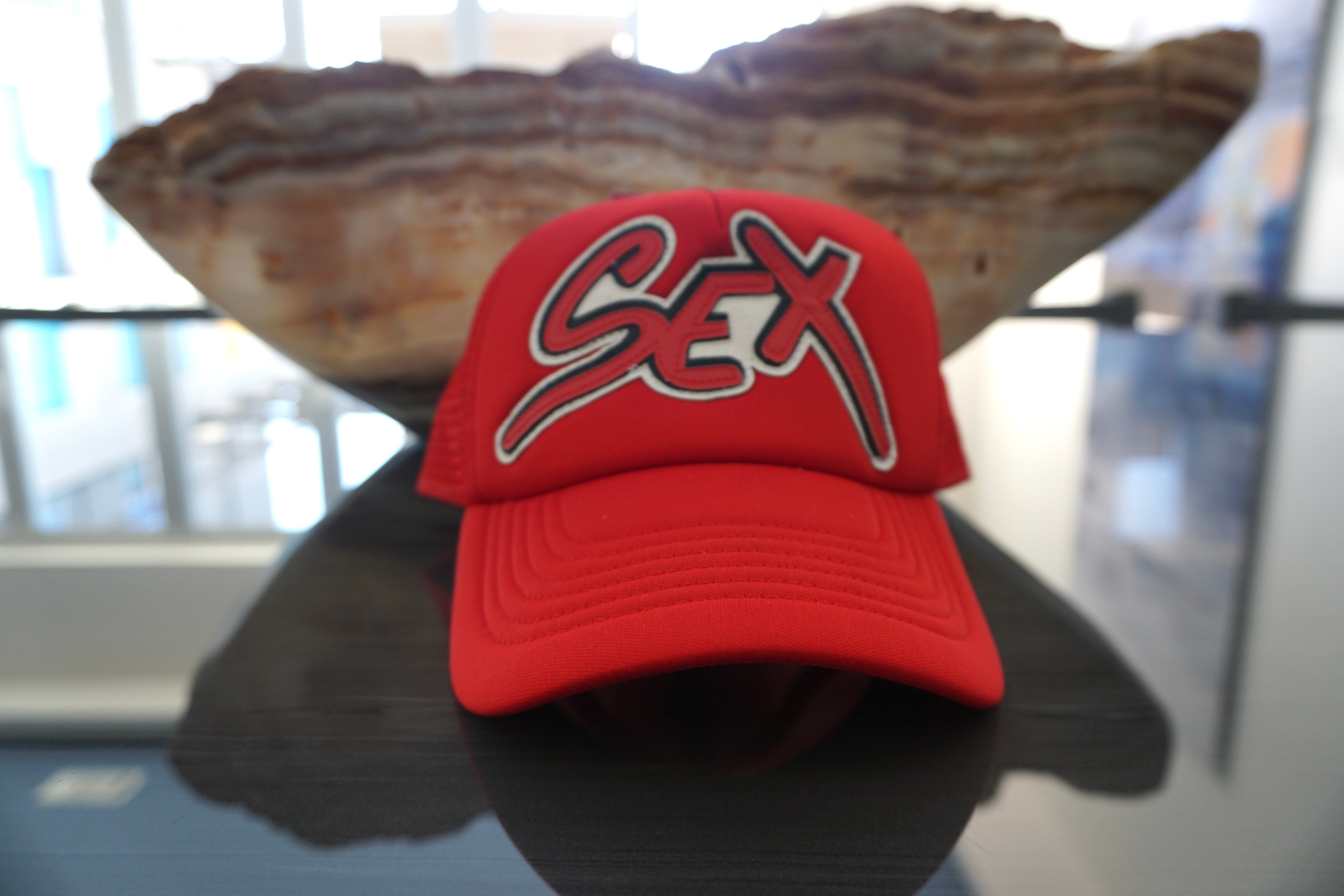Amorous-Congress Trucker Hat